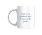 Preview: Weiße Keramik-Tasse mit dem inspirierenden Zitat „Musik ist die Sprache der Seele, die direkt ins Herz spricht“ in einer eleganten blauen Schrift. Perfekt für Musikliebhaber und als einzigartiges Geschenk.